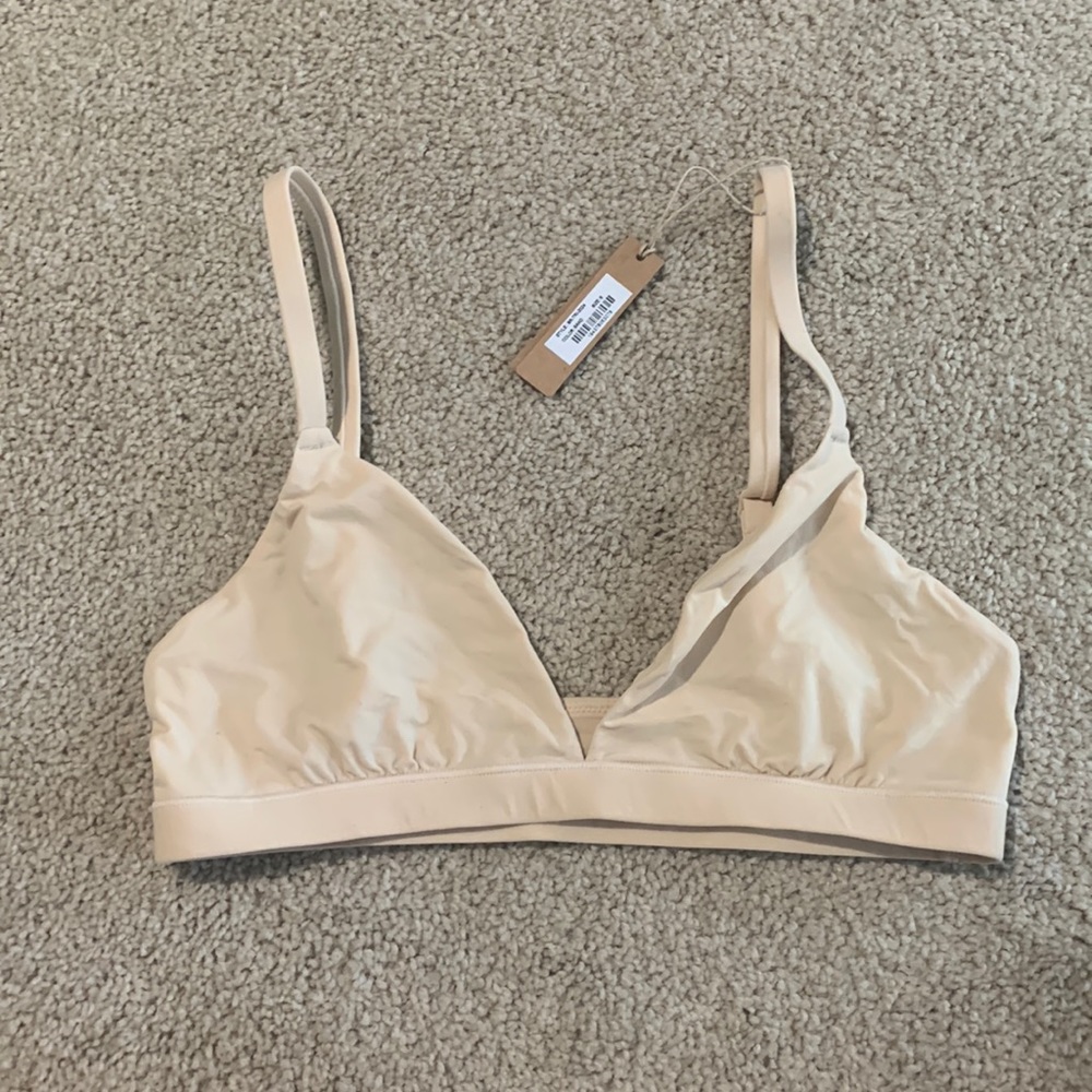 Skims bralette small sand